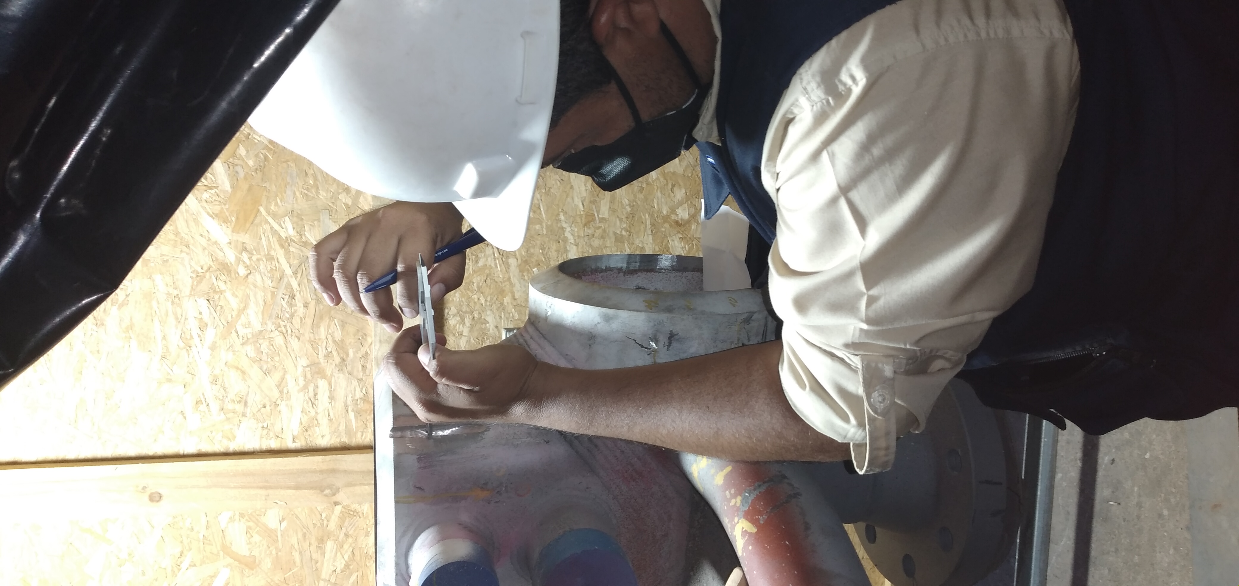 Personal Certificado en ensayos no destructivos, como ser